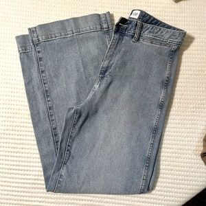 EUC Gap High-Rise Wide Leg Crop jeans